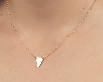 Triangle Necklace, Gold Triangle Necklace, Dainty Gold Necklace, Minimalist Necklace, Little Triangle Gold Filled Or Silver Necklace.