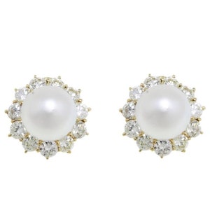 7.42 ct Diamonds, 6.50 g Big australian Pearls Earrings