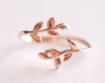 Shiny Pink Rose Gold Leaf Branch Ring, Leaf Ring, Layering Ring, Vine Ring, Laurel Ring, Nature Jewelry, twig ring, branch ring, tree ring,