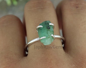 Emerald Ring, Raw Emerald Ring, Sterling Silver Ring, Raw Stone Ring, Healing Crystal Ring, Raw crystal Ring, Rings for Women,Christmas Gift