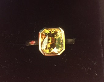 Fancy Vivid Yellow diamond zircon 18k gold ring