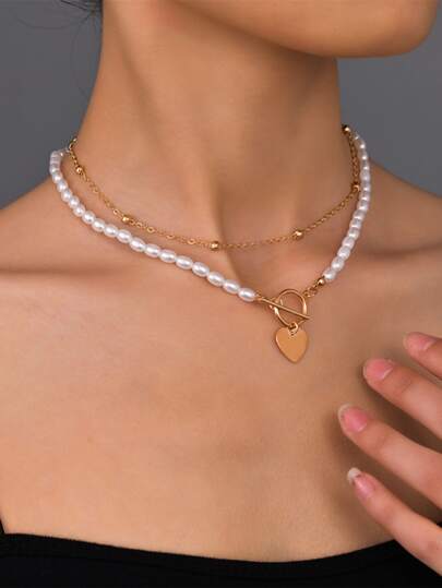 2pcs Heart Charm Faux Pearl Beaded Necklace